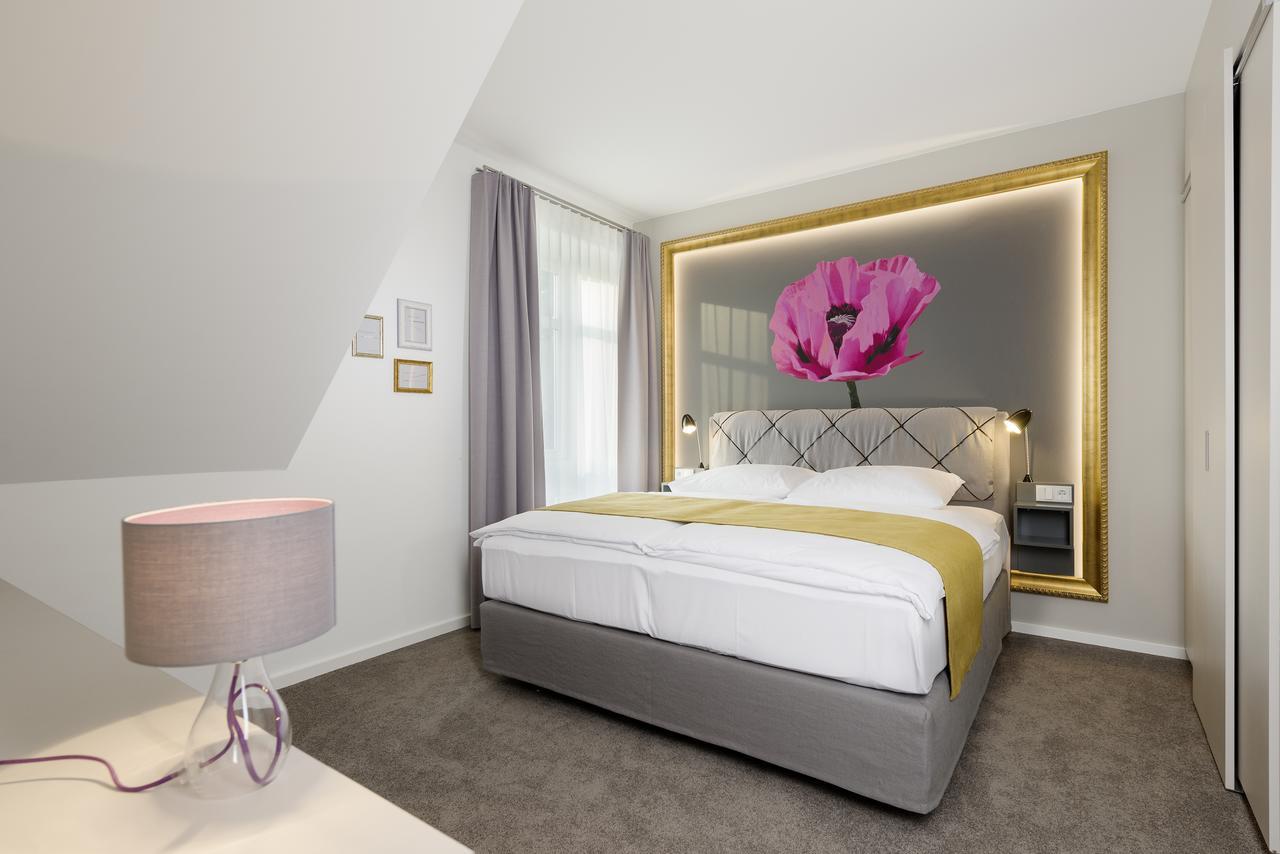 Schmucke Witwe Hotel Bispingen Ngoại thất bức ảnh